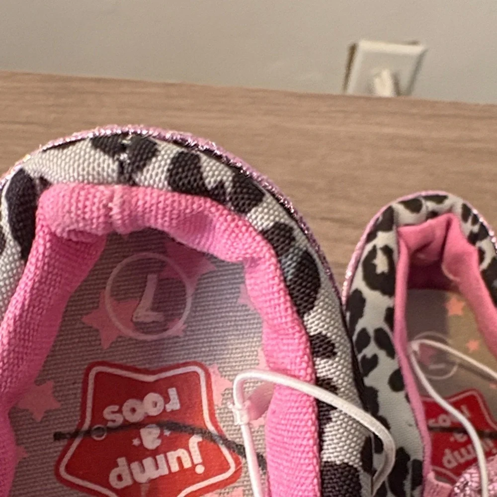 Jump Leopard Print Kids Slippers - Pink and Black